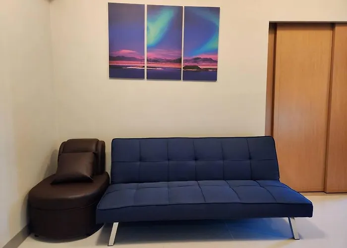 Bgc Spacious 1br Uptown Parksuites With Balcony View 300 Mbps Wifi Apartment *