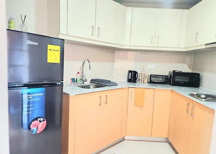 Apartment Bgc Spacious 1br Uptown Parksuites With Balcony View 300 Mbps Wifi