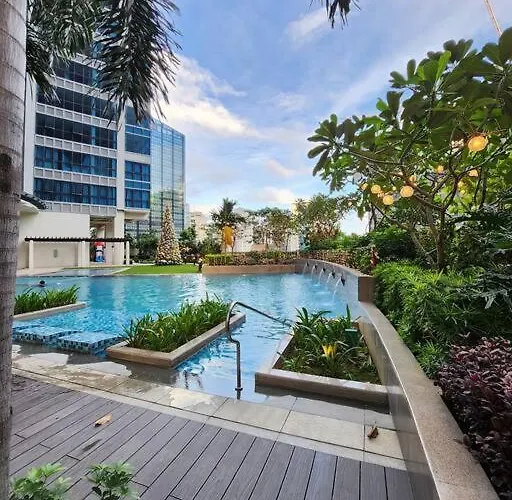 Bgc Spacious 1br Uptown Parksuites With Balcony View 300 Mbps Wifi Apartment