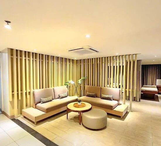 Bgc Spacious 1br Uptown Parksuites With Balcony View 300 Mbps Wifi Apartment Manila