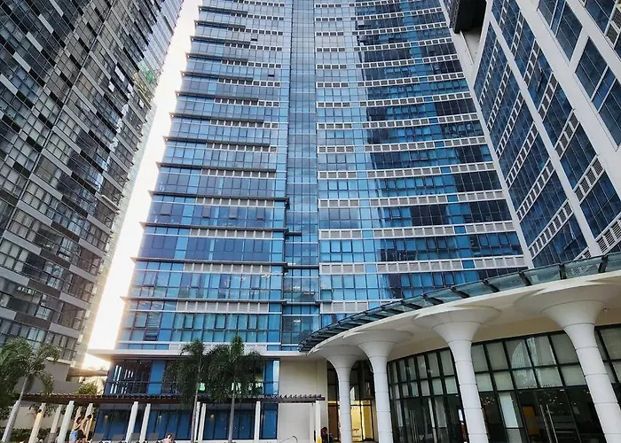 Apartment Bgc Spacious 1br Uptown Parksuites With Balcony View 300 Mbps Wifi *